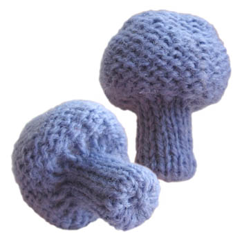 knitted violet webcap